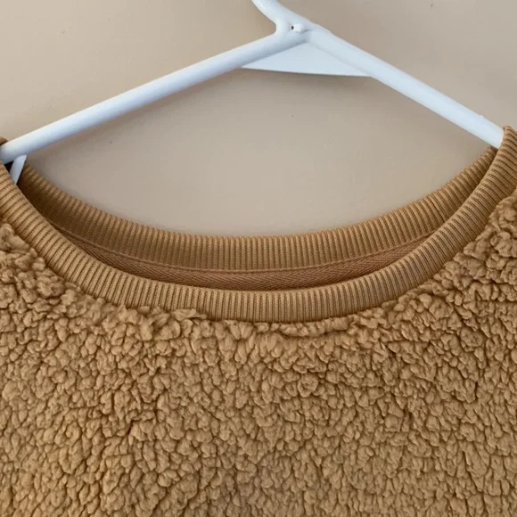 Old Navy Slouchy Sherpa Sweatshirt for girls NWT - Picture 8 of 9